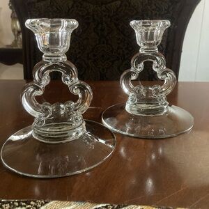Pair of VTG Cambridge Keyhole glass single light candlesticks